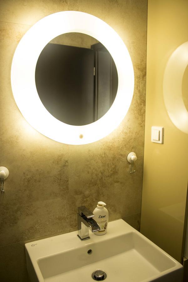 Lux New White Apartment Novi Sad Buitenkant foto