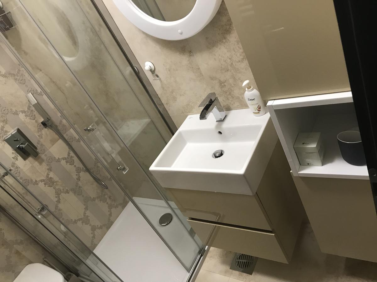 Lux New White Apartment Novi Sad Buitenkant foto